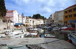 im Hafen von Veli Losinj