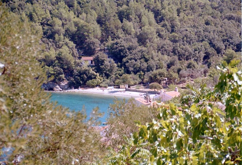 der Strand von Valun, hier befindet sich auch der Campingplatz von Valun